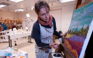 woman painting 